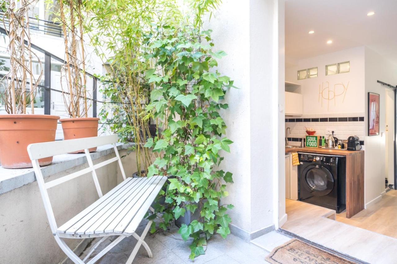 Happy Days - Eiffel Studio & Terrasse Apartment Paris Exterior photo